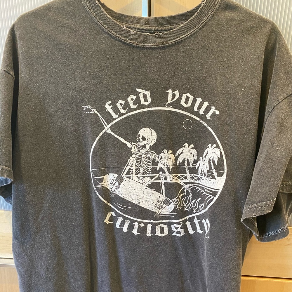 Urban outfitters t shirt